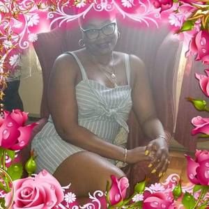 Meet your Posher, Debra